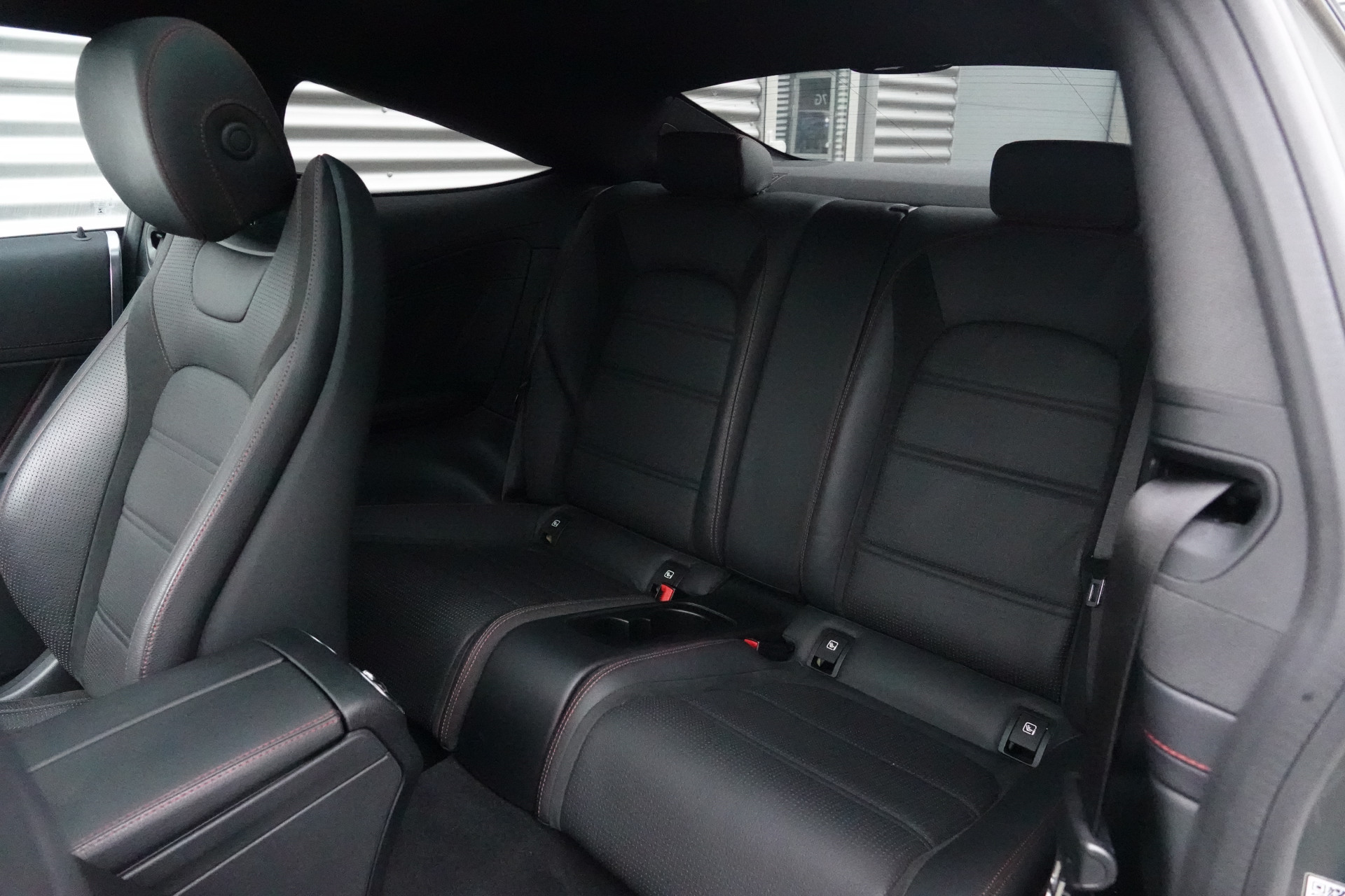 tweedehands Mercedes-Benz C-Klasse Coupé AMG 43 4MATIC | Pano | Burmester | HUD | Memory | Sportuitlaat | Ventilatie | 360 |  – beschikbaar bij Van de Velde Auto’s