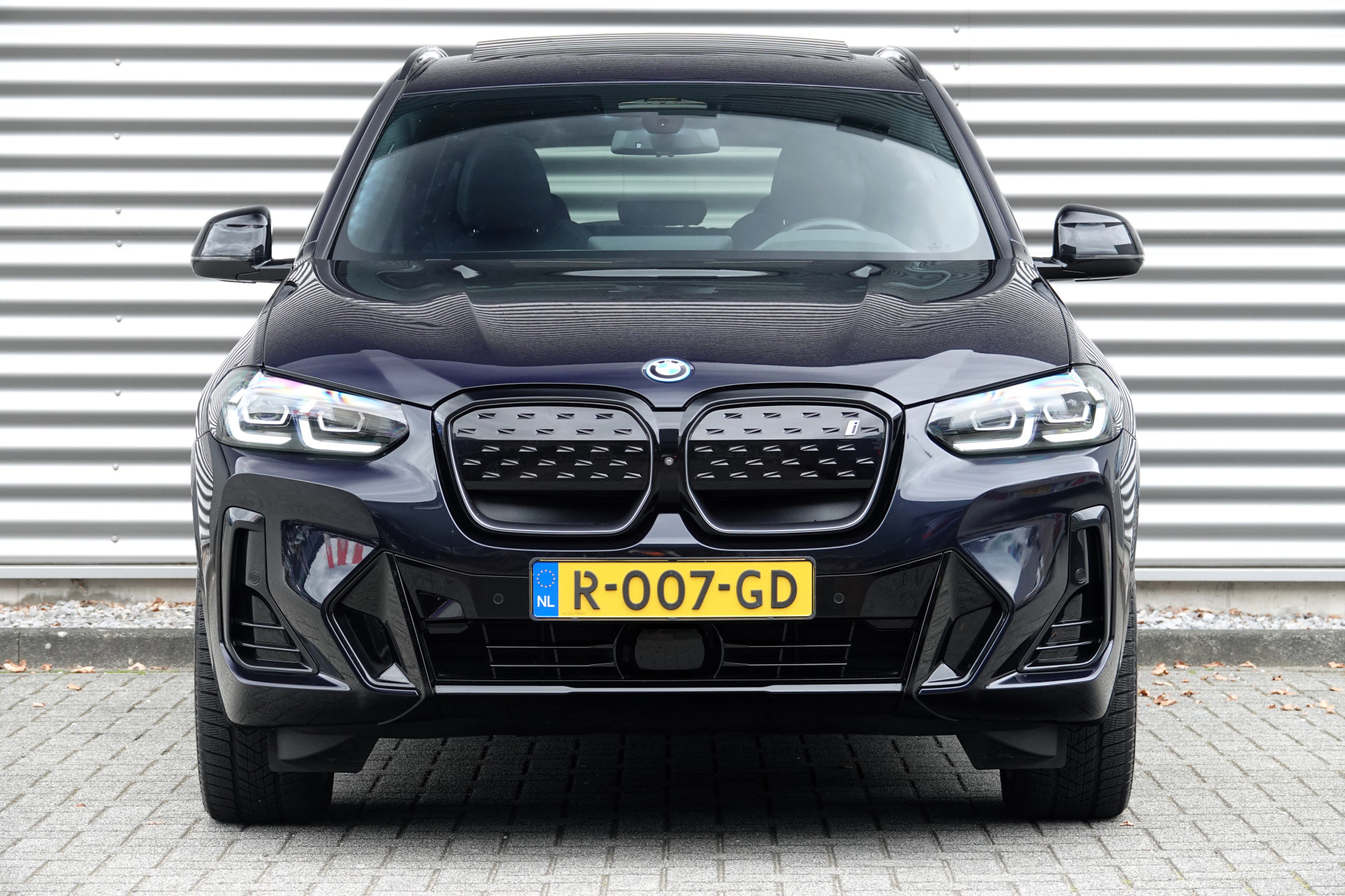 tweedehands BMW iX3 High Executive 80 kWh M-Sport OVERNAME LEASECONTRACT 1099 ex btw per maand  – beschikbaar bij Van de Velde Auto’s