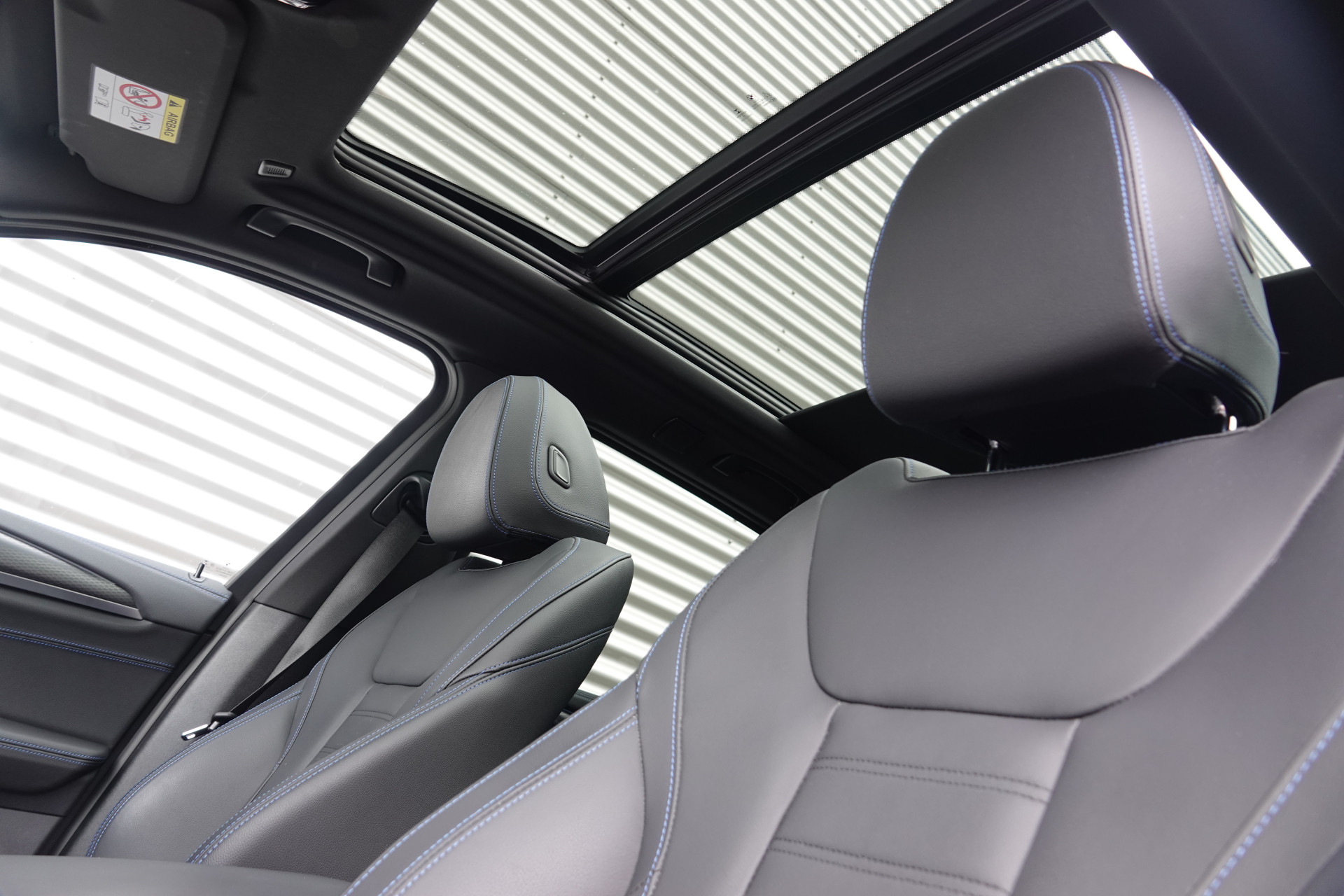 tweedehands BMW iX3 High Executive 80 kWh M-Sport OVERNAME LEASECONTRACT 1099 ex btw per maand  – beschikbaar bij Van de Velde Auto’s