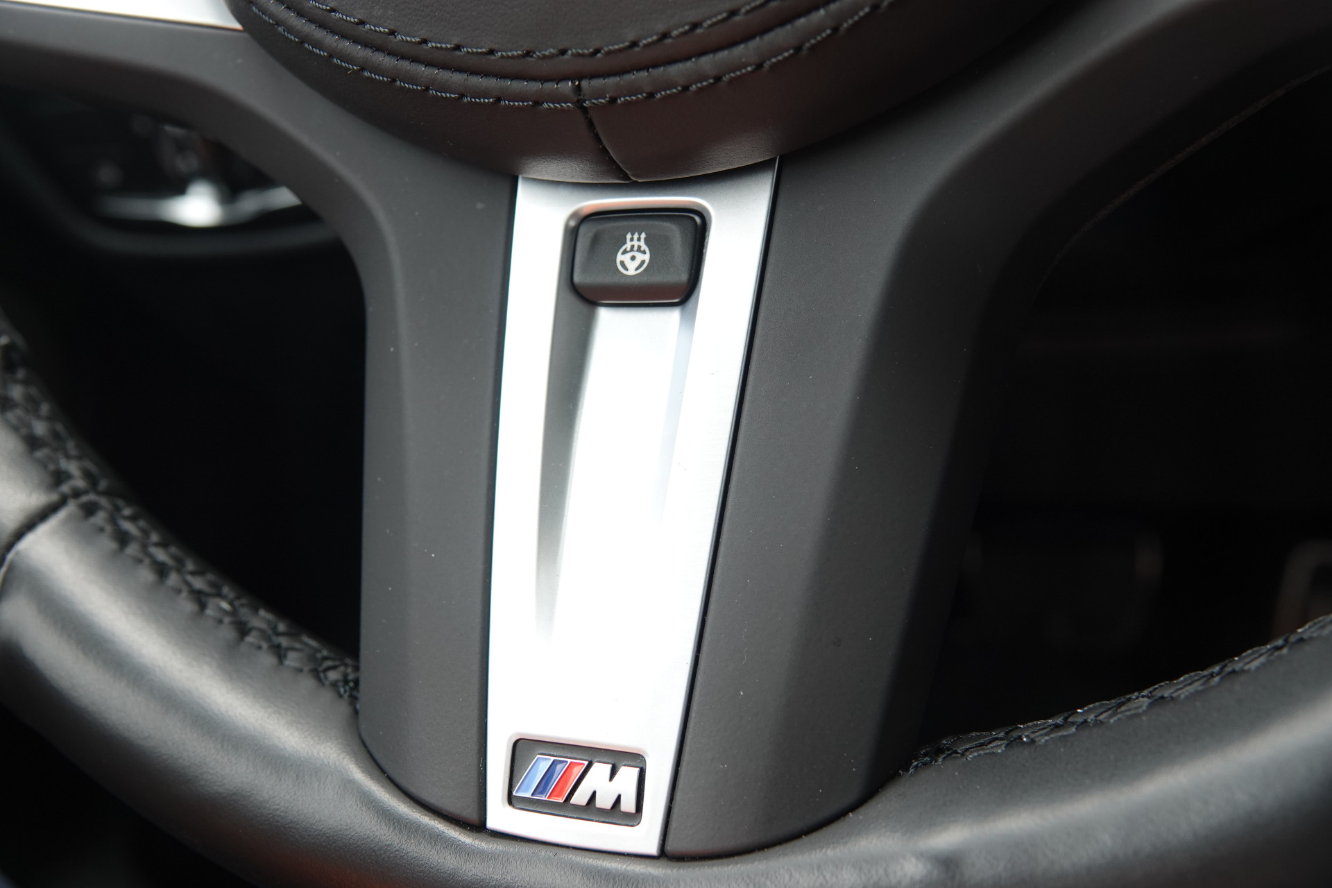 tweedehands BMW iX3 High Executive 80 kWh M-Sport OVERNAME LEASECONTRACT 1099 ex btw per maand  – beschikbaar bij Van de Velde Auto’s