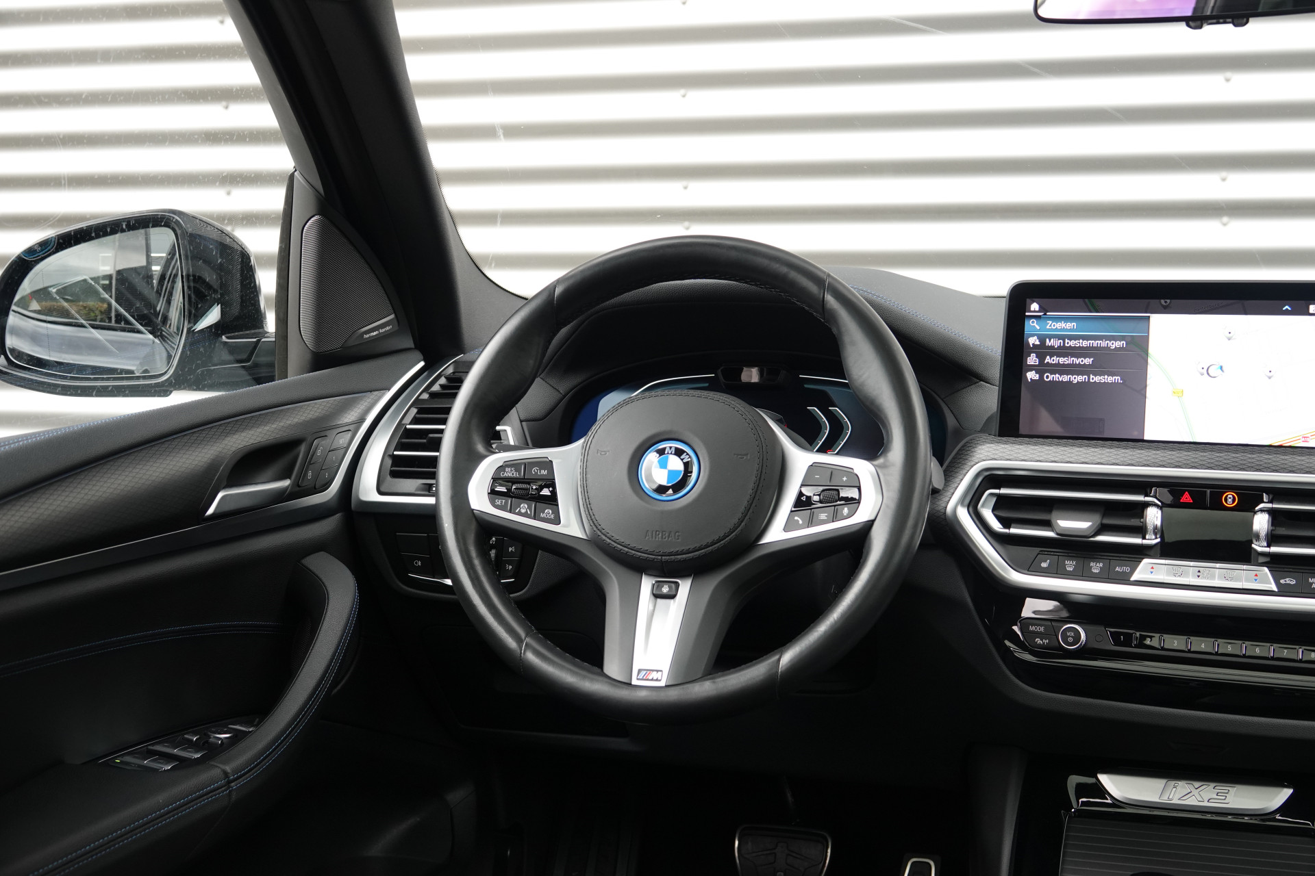 tweedehands BMW iX3 High Executive 80 kWh M-Sport OVERNAME LEASECONTRACT 1099 ex btw per maand  – beschikbaar bij Van de Velde Auto’s