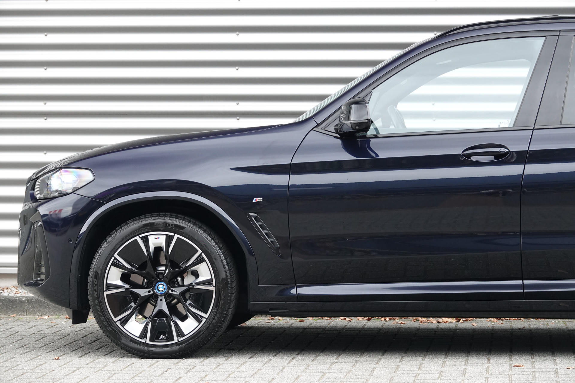 tweedehands BMW iX3 High Executive 80 kWh M-Sport OVERNAME LEASECONTRACT 1099 ex btw per maand  – beschikbaar bij Van de Velde Auto’s