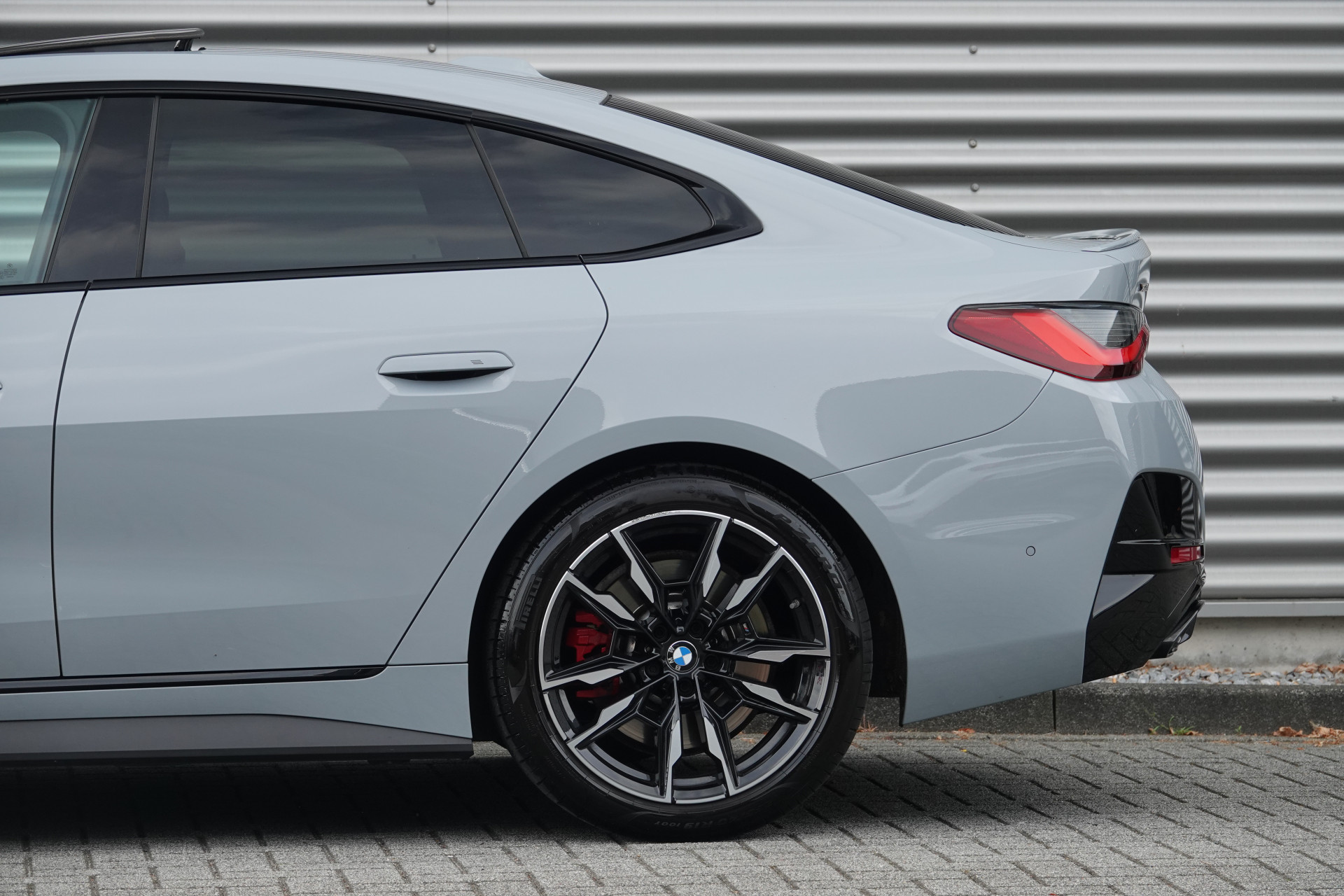 tweedehands BMW 4 Serie Gran Coupé M440i xDrive High Executive M Sport | Schuifdak | Trekhaak | Laser | H&K | HUD |  – beschikbaar bij Van de Velde Auto’s