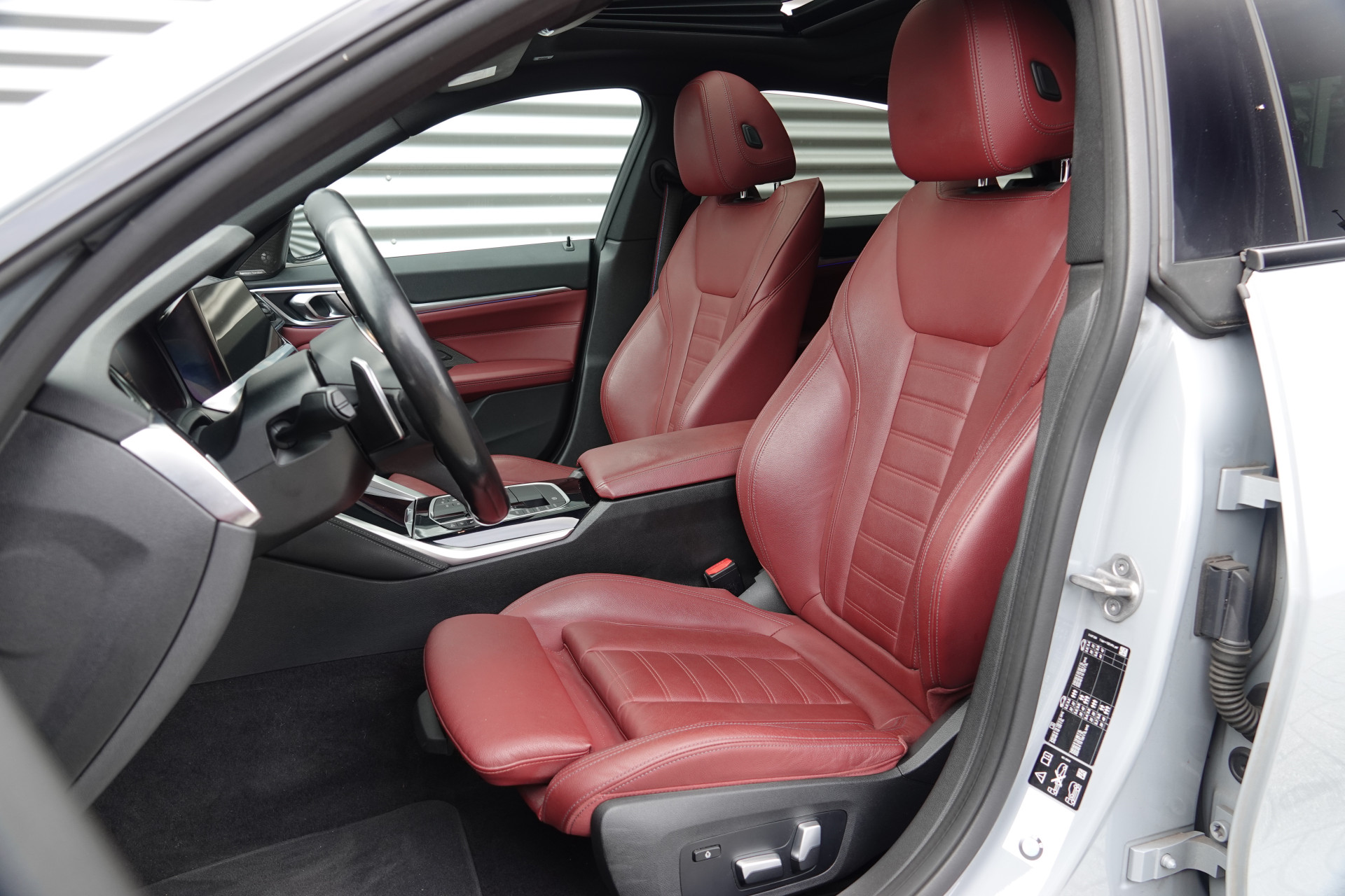 tweedehands BMW 4 Serie Gran Coupé M440i xDrive High Executive M Sport | Schuifdak | Trekhaak | Laser | H&K | HUD |  – beschikbaar bij Van de Velde Auto’s