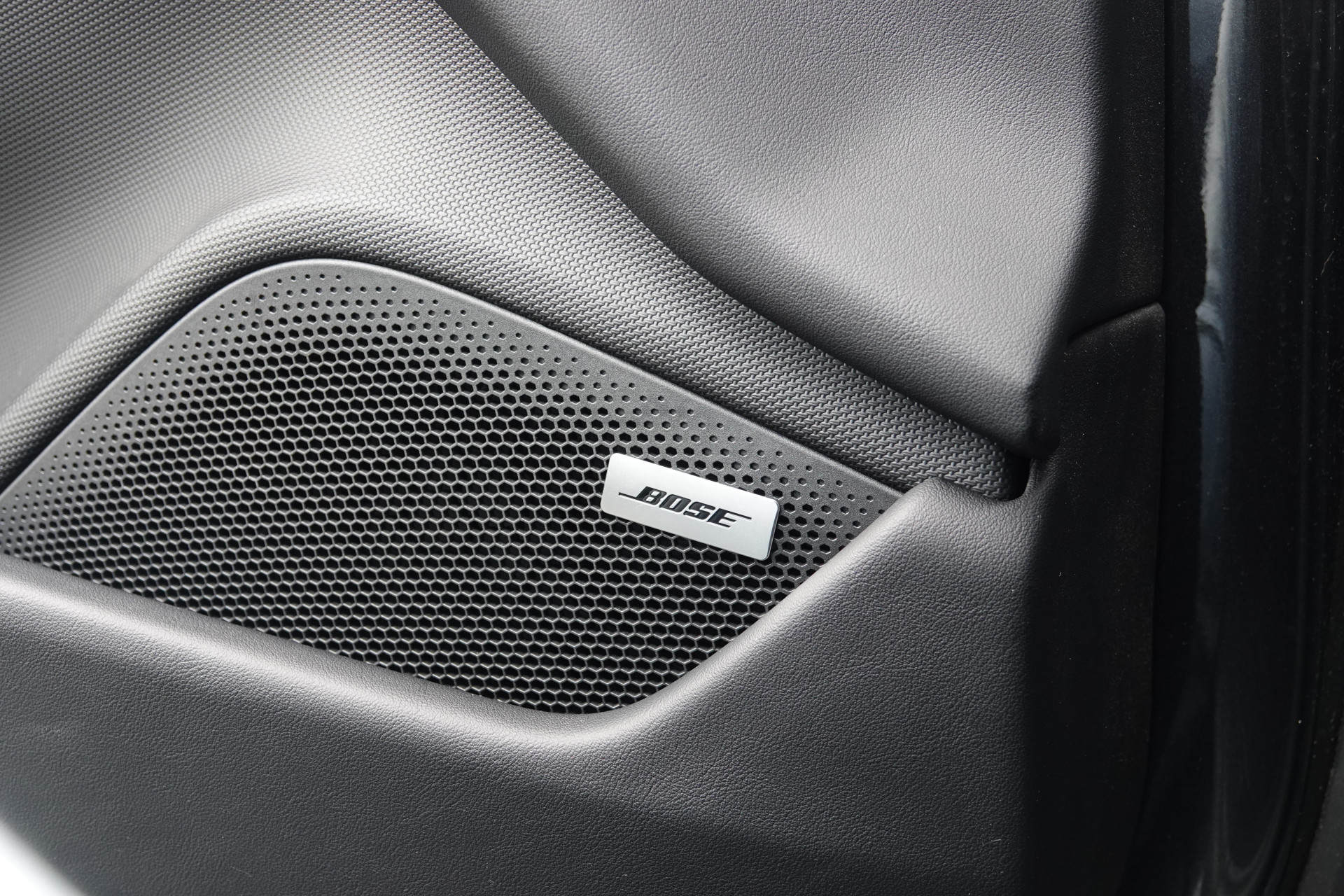 tweedehands Porsche Taycan Sport Turismo 93 kWh Sport Chrono | Pano | Bose | Memory | InnoDrive |  – beschikbaar bij Van de Velde Auto’s