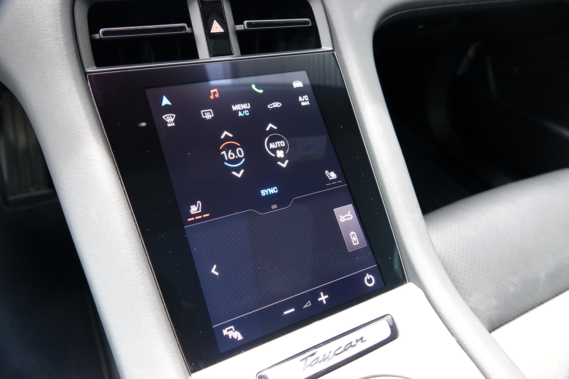 tweedehands Porsche Taycan Sport Turismo 93 kWh Sport Chrono | Pano | Bose | Memory | InnoDrive |  – beschikbaar bij Van de Velde Auto’s