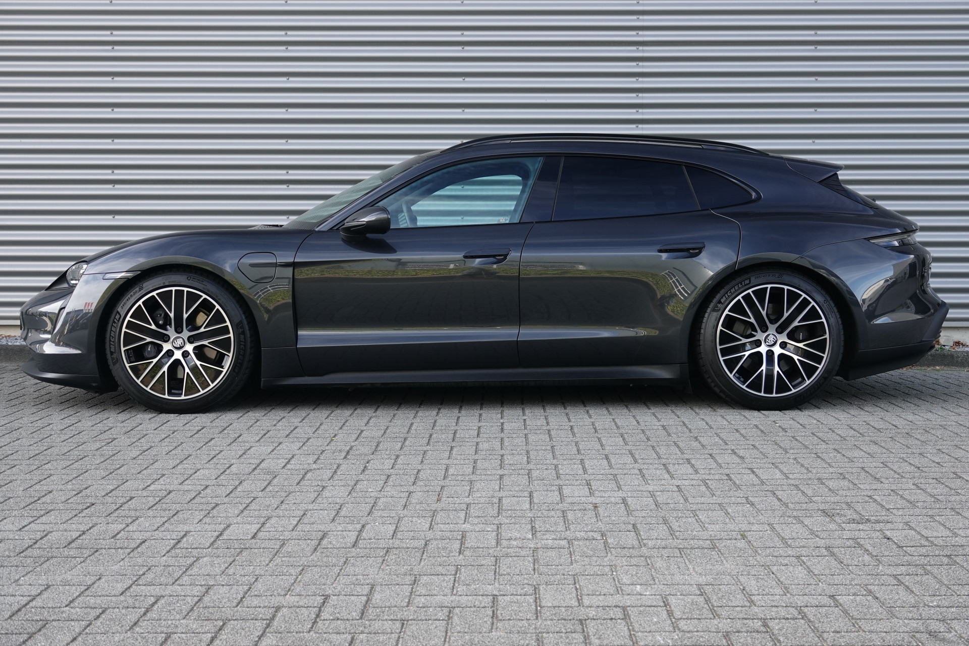 tweedehands Porsche Taycan Sport Turismo 93 kWh Sport Chrono | Pano | Bose | Memory | InnoDrive |  – beschikbaar bij Van de Velde Auto’s