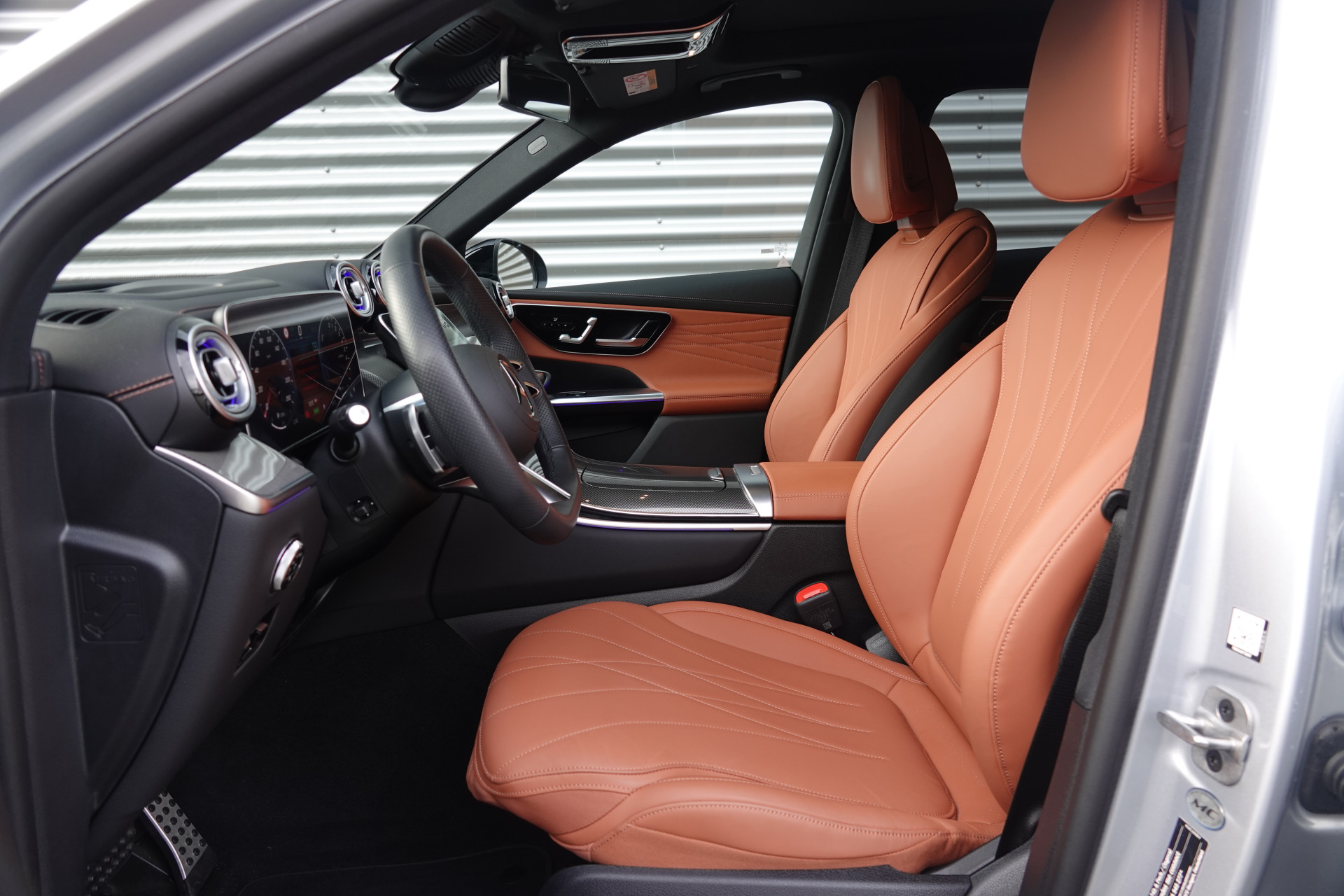 tweedehands Mercedes-Benz GLC 400e 4MATIC AMG Line | Pano | Achteras Sturing | Luchtvering | Burmester | Trekhaak | HUD |  – beschikbaar bij Van de Velde Auto’s