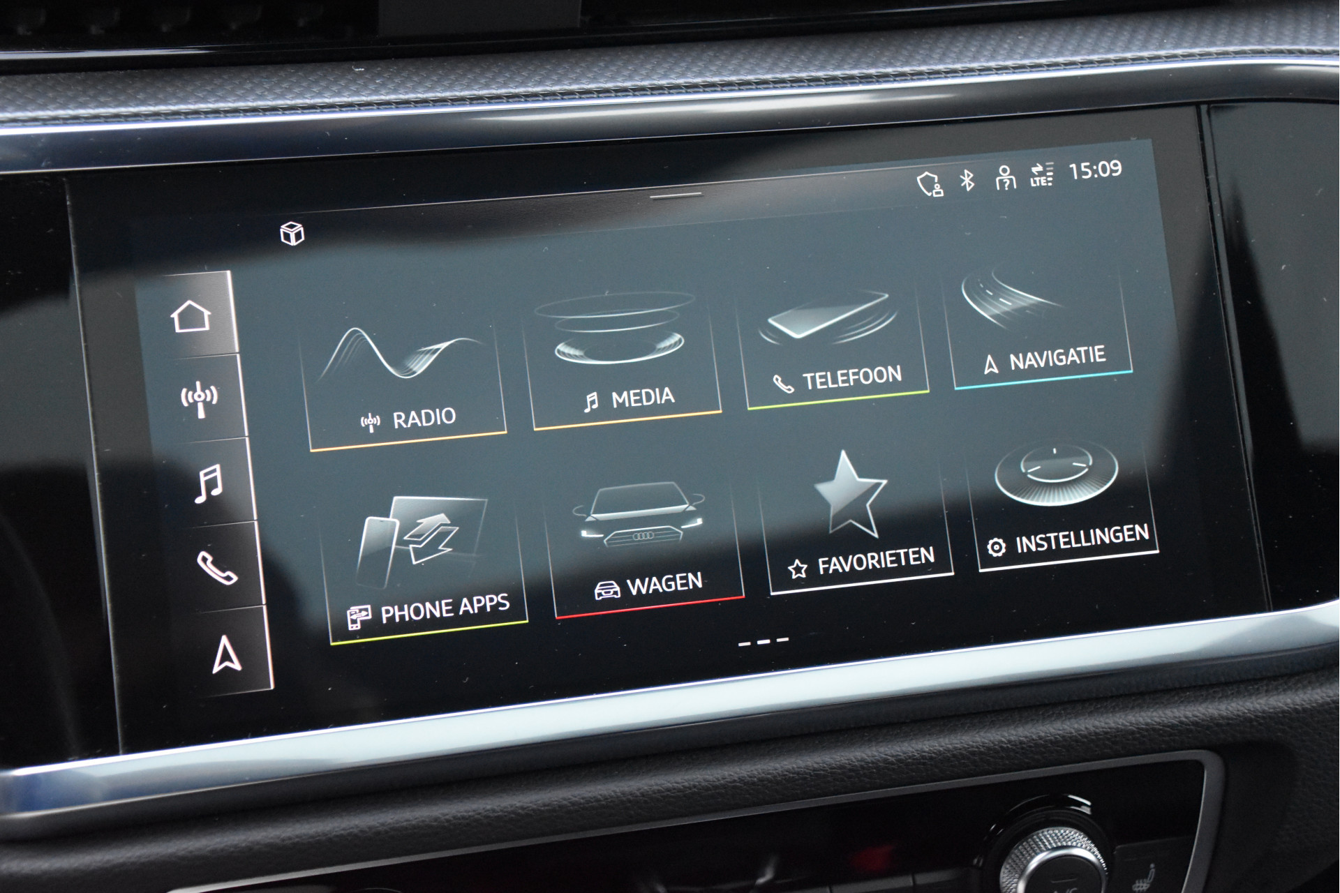 tweedehands Audi Q3 Sportback 45 TFSI e S edition | Panoramadak | Leder | Adapitve Cruise | Nieuwstaat ! |  – beschikbaar bij Van de Velde Auto’s